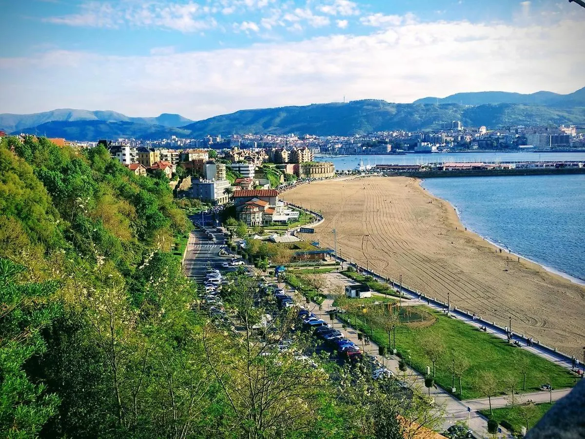 Apartamento en la playa con parking privado Getxo